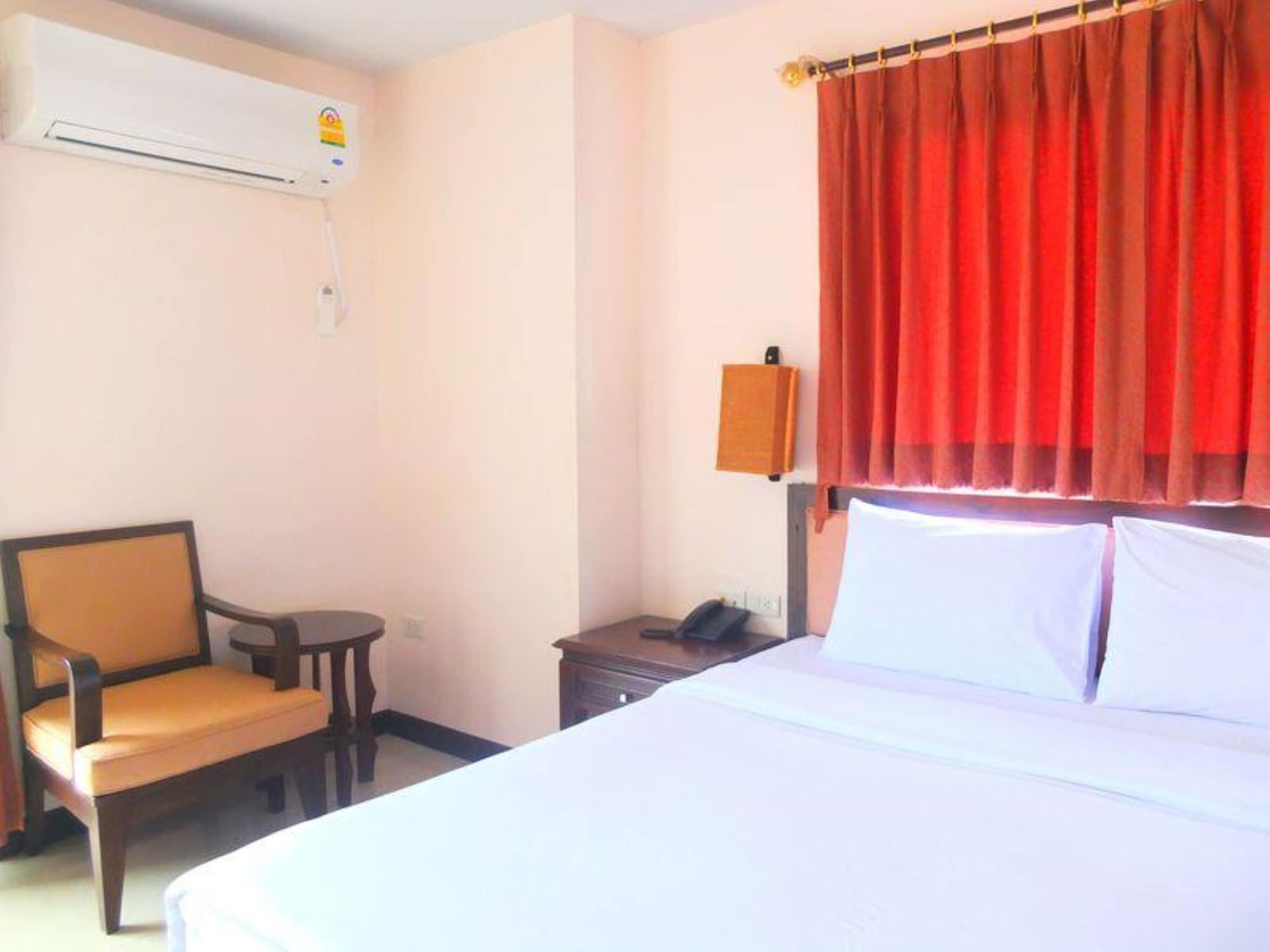 Naris Art Hotel Pattaya Ngoại thất bức ảnh